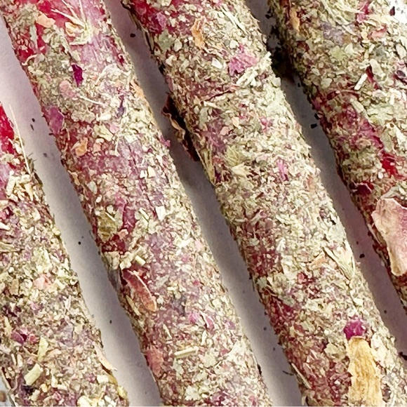 Love and Romance Dressed Chime Spell Candles​ - Picture 2 of 3